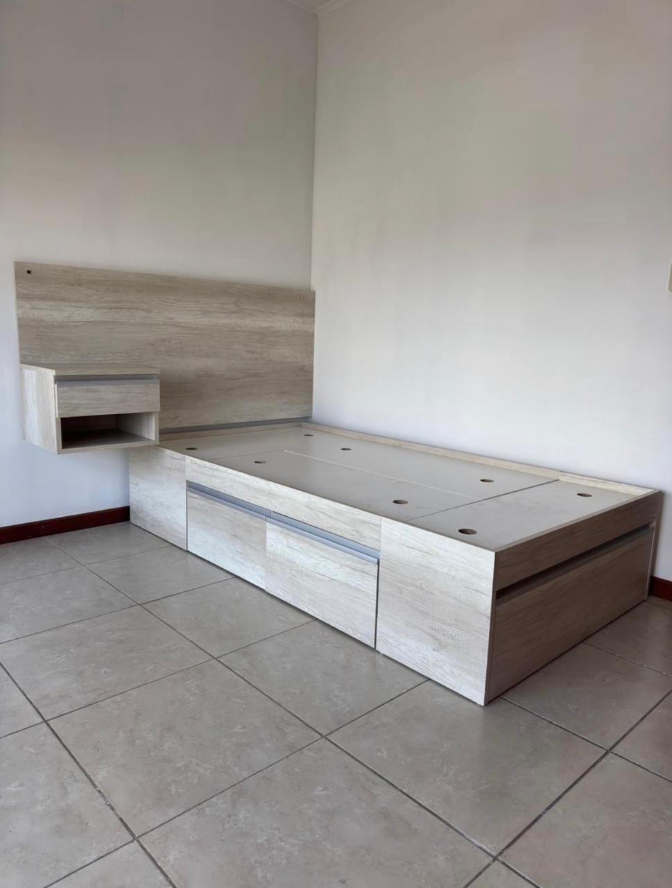 Cama 1.5 Plaza Sand